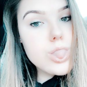 Meet your Posher, Paige